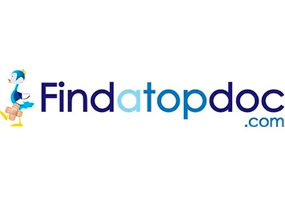 Findatopdoc com logo featuring cosmetic surgery reviews.